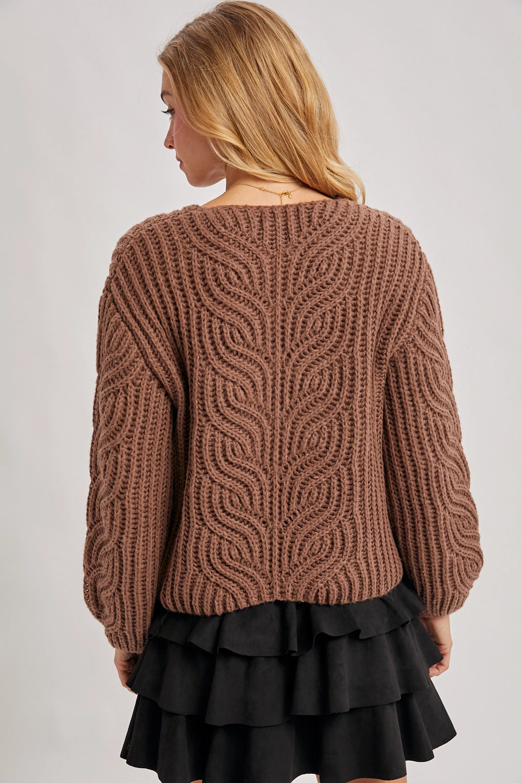 Chunky Cable Knit V-Neck Cropped Sweater