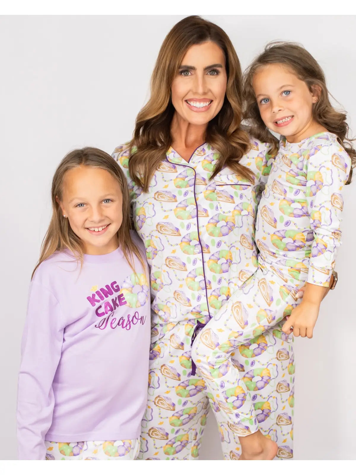 King Cake Love Short Sleeve Button Up Sleep Shirt